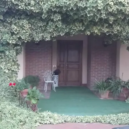 Nella Dell'edera * 阿奎泰尔梅